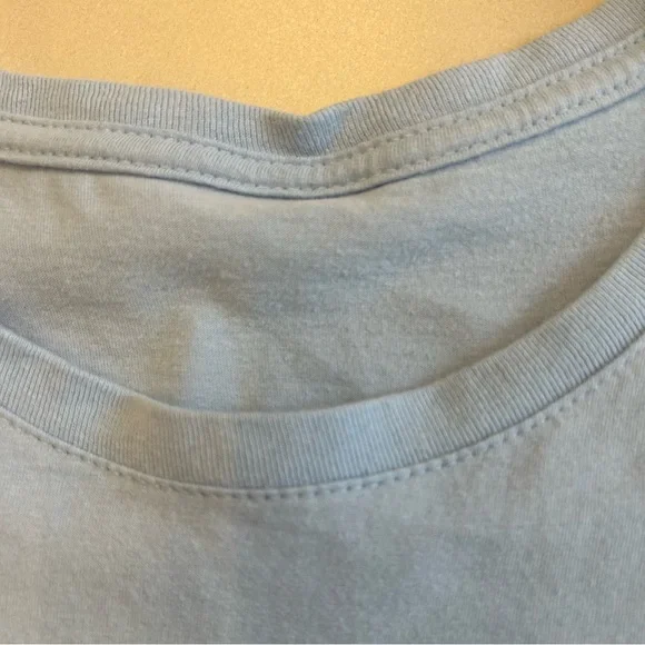 Blue Graphic T-Shirt with Cat and Butterfly. Size L - Picture 6 of 6